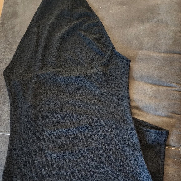 One shoulder black dress - Picture 4 of 4